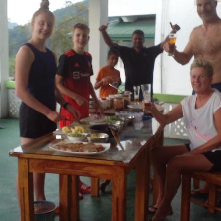 Richard Homestay Ella Esterno foto