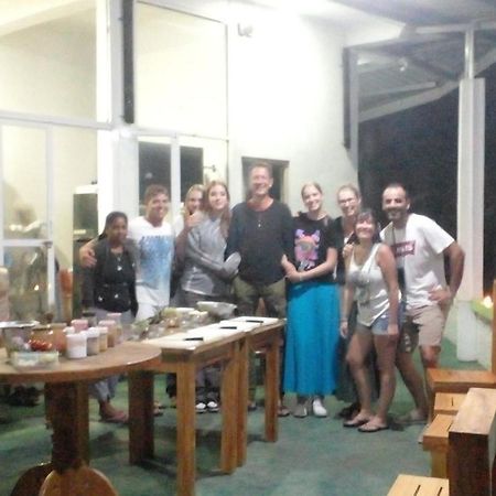 Richard Homestay Ella Esterno foto
