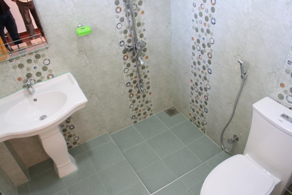 Richard Homestay Ella Esterno foto